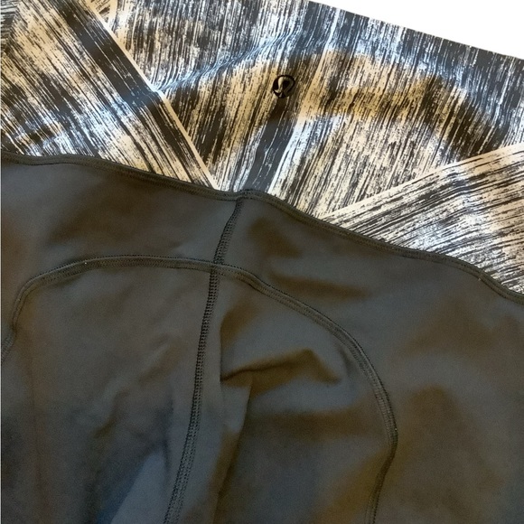 Lululemon Hot To Street crop Mesh Leggings - Picture 8 of 10